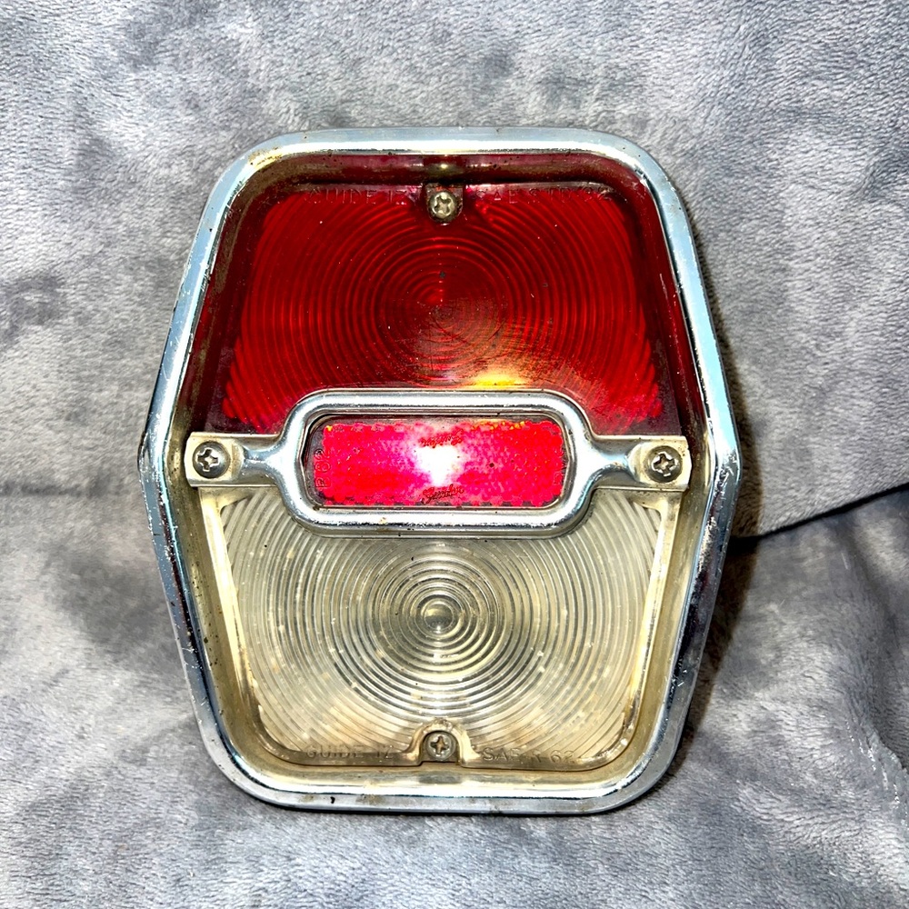 1962 1963 1964 VINTAGE NOVA CHEVY II LIGHT HOUSING LENS